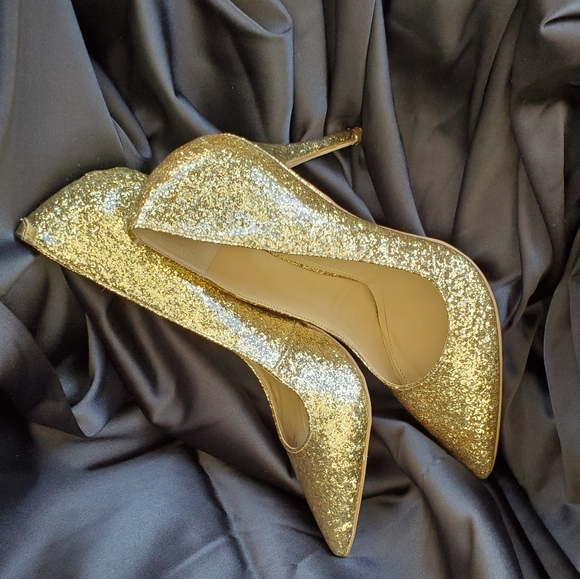 BCBGENERATION Heels - Picture 4 of 11